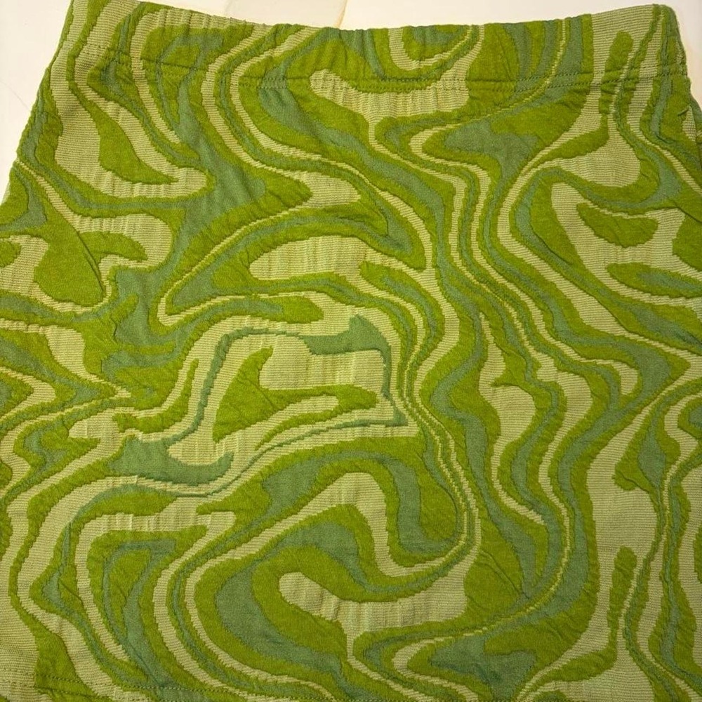 Forever 21 green and light green swirled Mini skirt size L - Picture 2 of 5